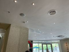 -星巴克臻选(莘庄仲盛店)