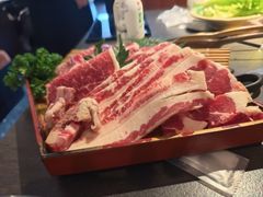 -铭牛烧肉·和牛海鲜自助(高新月牙湖店)