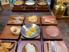 -银米·云南传统过桥米线(双廊黑金冠店)
