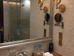 -沈阳皇朝万鑫酒店
