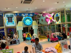 -反斗乐园π·电玩·高空拓展·蹦床(龙华天虹店)
