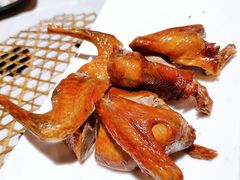 金牌脆皮红烧乳鸽-味可道美食坊(福基路店)