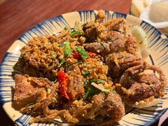 -Cuc Gach Quan Restaurant