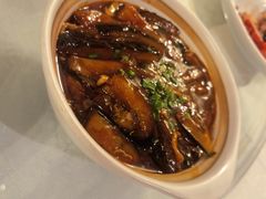 鱼香茄子煲-东方明珠老上海8号餐厅(东方明珠广播电视塔店)