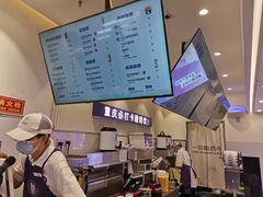 -八一路好吃街(雨田商务大厦店)