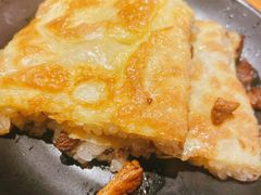 老通城三鲜豆皮-莲餐厅·湖北菜·藕汤是头牌(愚园路店)