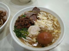 -花溪王记牛肉粉(四季花溪商场店)