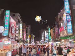 景点-六合夜市