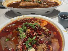 -老周家酱卤猪蹄私房菜(克拉玛依西街店)