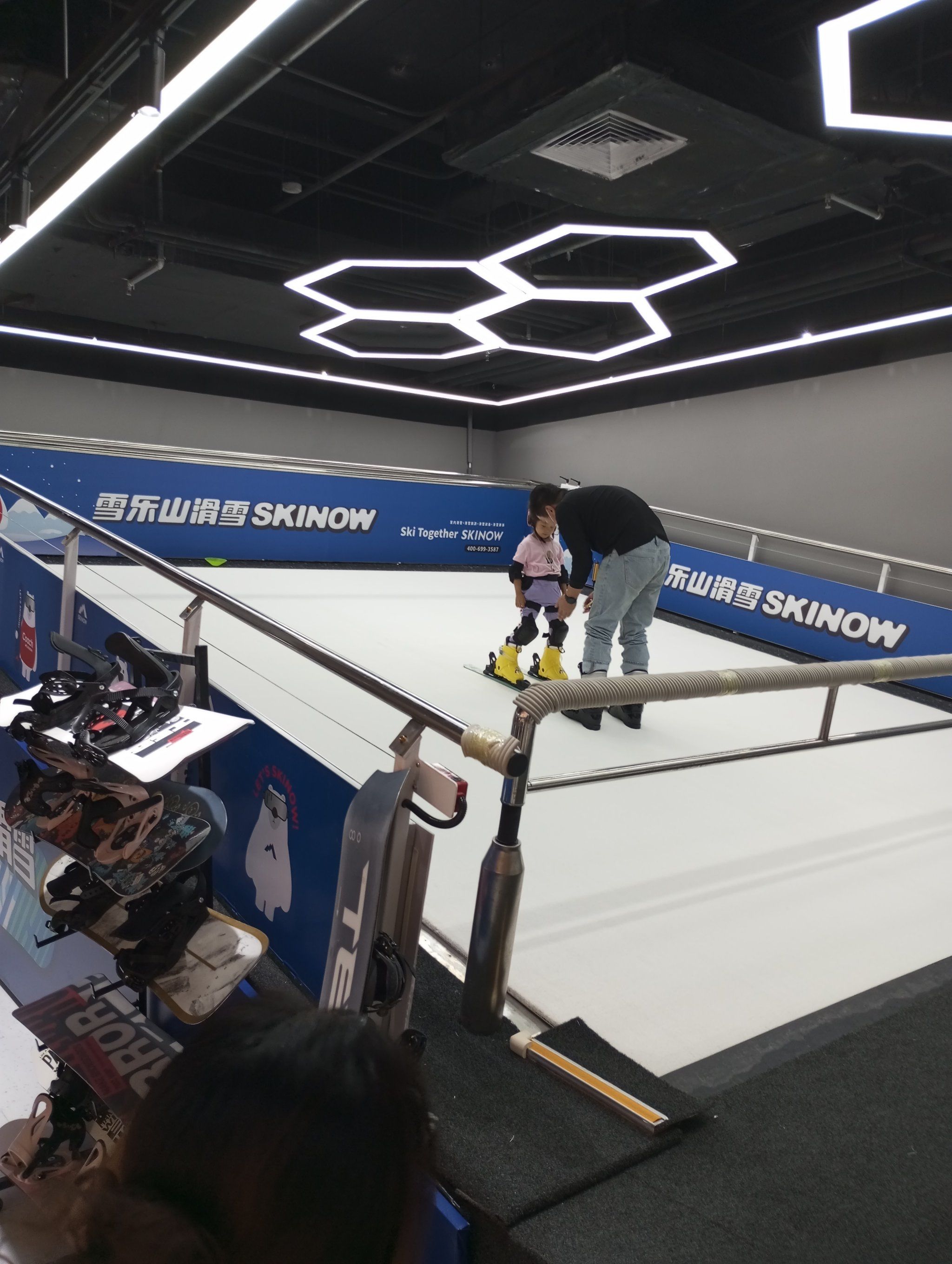 60元商场里就可以滑雪了