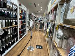 -优衣库(广州番禺万达广场店)