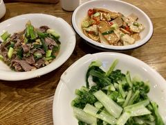 -湘缘道客•湘缘饭店·25年湘菜馆(古墩路店)