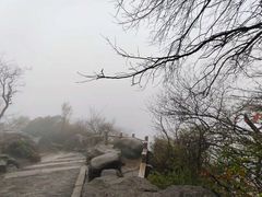 -灵岩山风景区