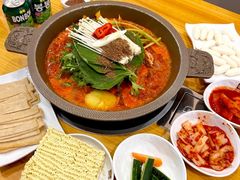 -喇喇排骨火锅·传统韩式脊骨汤(望京西园总店)