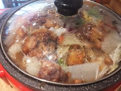 -吉吉向上炭烤鸡肉煲(西小区店)