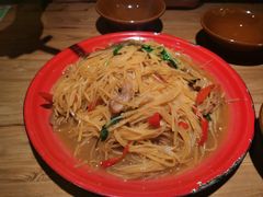 -先启半步颠小酒馆(常熟万达广场店)