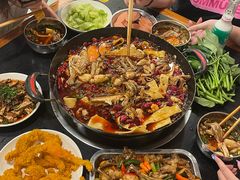 -鸿顺老铁锅美蛙鱼府(解放碑店)
