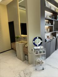 -Yuri尤里高定美肤中心