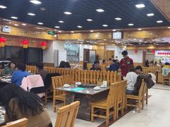 -屯老二农家铁锅炖·行业领军者(梅江店)