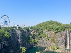 -蓝精灵乐园·世茂精灵之城主题乐园