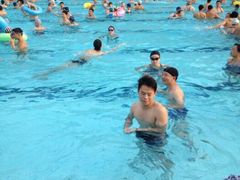 android_upload_pic-越秀山游泳场