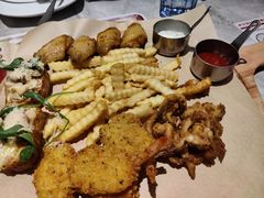 -必胜客(东大桥店)