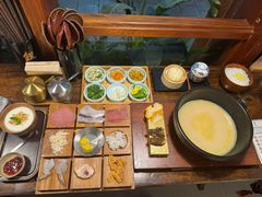 -银米·云南传统过桥米线(双廊黑金冠店)