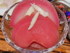 红酒雪梨-蚝堡海鲜·威海菜·海肠捞饭·烧烤·亚洲吃蚝公司(幸福门店)