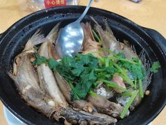 杂鱼煲-鹏城人家海鲜酒家·23年老字号(较场尾店)