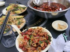 -周良天山牛杂城(天山路总店)