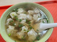 -张阿三馄饨店