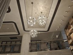 -浅深(世茂滨江精品店)