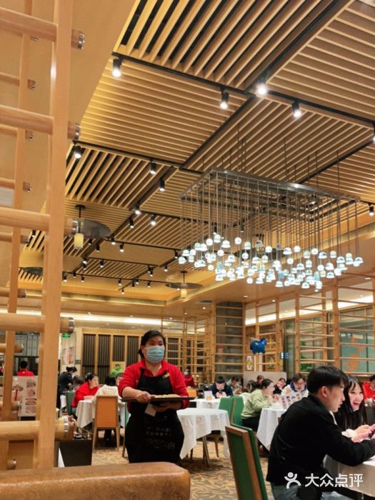 稻香酒家·34年老字号·港式粤菜(汉街店)大堂图片