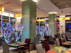 -上海浦东假日酒店逸庭咖啡厅