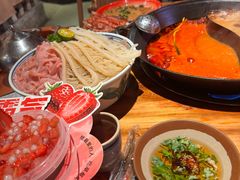 -周小明火锅(黑金冠社区店)