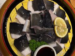 -草家酱蟹炭火烤肉店(珲春南路二店)