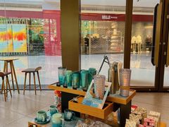 -星巴克臻选(深圳龙华红山天虹店)