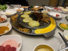 -韩宫宴烤肉·料理(大宁国际店)