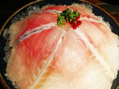 -老牌坊云南鱼豆花火锅(哈西万达店)