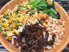 -蜗牛小馆醉乡民谣云南菜(惠新西里店)