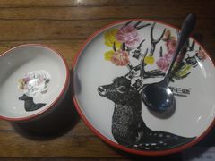 餐具摆设-新白鹿餐厅(西湖银泰店)