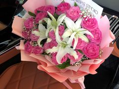 -天津波士信达奔驰4S店(卫津南路店)