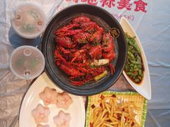 -肥肥虾庄·金牌油焖大虾(杨园滨江时代walk店)