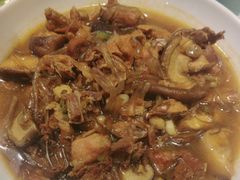 -赶海部落海鲜城(海阳路店)