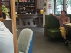 -高玛纳驴肉火烧(一世界店)