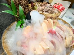 -洪氏嗨捞·猪肚鸡火锅(阳光天地店)