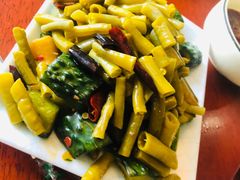 -忆乡情铁锅炖鱼饭店(延庆店)