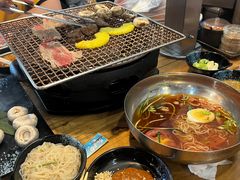 -合易泓烤肉·海肠捞饭(火车站店)