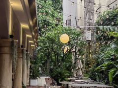 -Osteria Garden 生蚝花园餐厅(原进贤路店)
