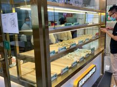 面包甜点陈列柜-袁记云饺(西安路店)